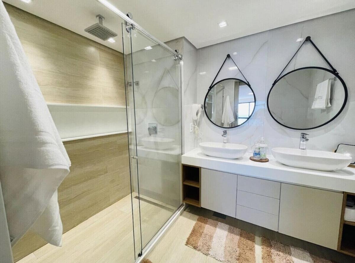 Flat Luxuoso Alto Padrao Frente Mar Com 2 Suites No Iate Plaza Fortaleza  Exterior photo