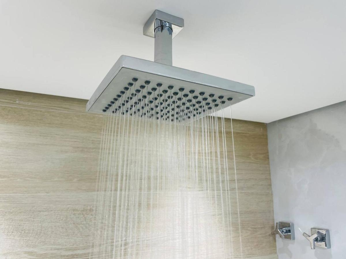 Flat Luxuoso Alto Padrao Frente Mar Com 2 Suites No Iate Plaza Fortaleza  Exterior photo
